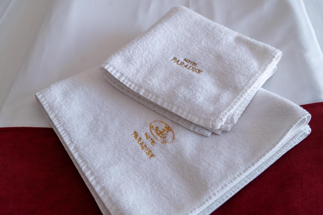 Hotel Paradise 奥格尼亚诺沃 外观 照片